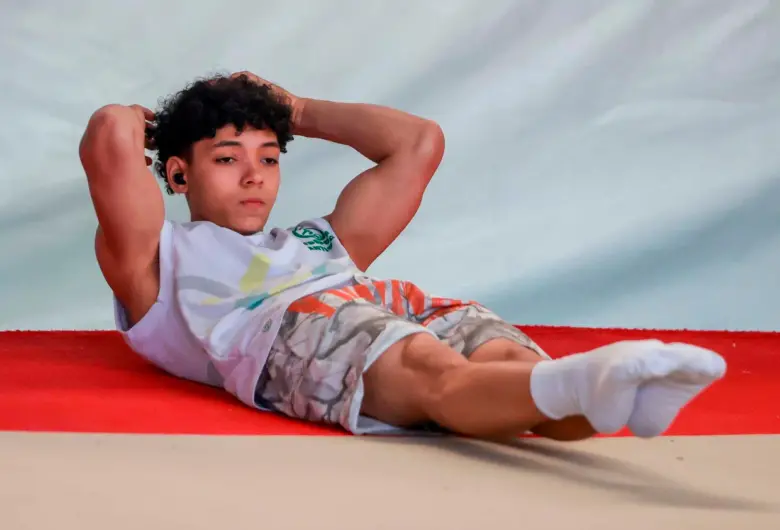 El antioqueño Tomás Mejía durante uno de sus entrenamientos antes de viajar para el Mundial Juvenil que se disputará en Filipinas. FOTO MANUEL SALDARRIAGA 