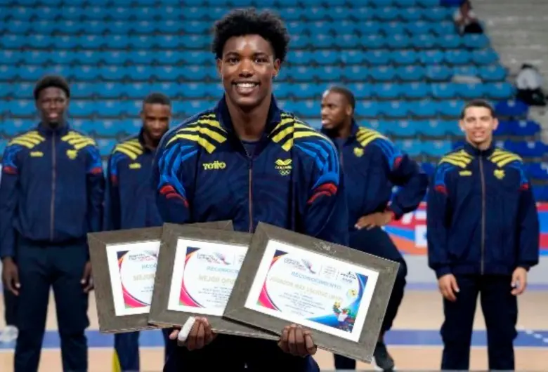 Miguel Ángel Martínez, nacido en Carepa fue elegido como el MVP del Torneo, Mejor anotador y Mejor Opuesto del torneo. FOTO CORTESÍA NORCECA