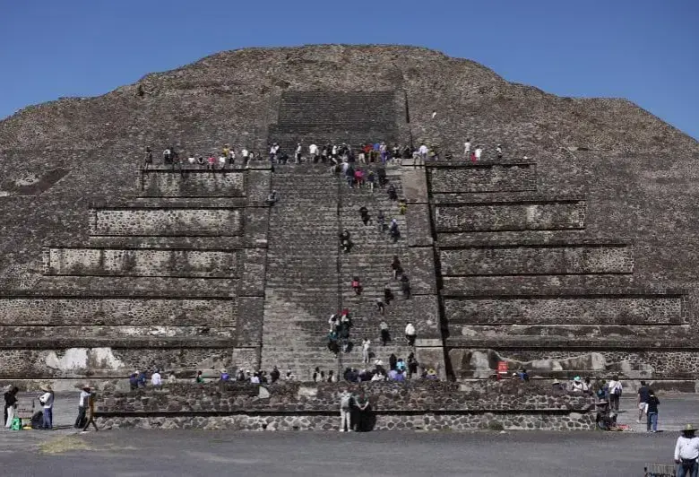 Se pronunció el padre del menor colombiano que resultó herido en tiroteo en México. FOTO: AFP