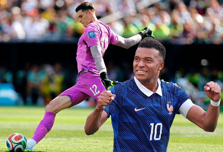 El duelo entre el delantero francés Kylian Mbappé y el arquero paraguayo Orlando Gill, atractivo en el inicio de los octavos de final. FOTO GETTY