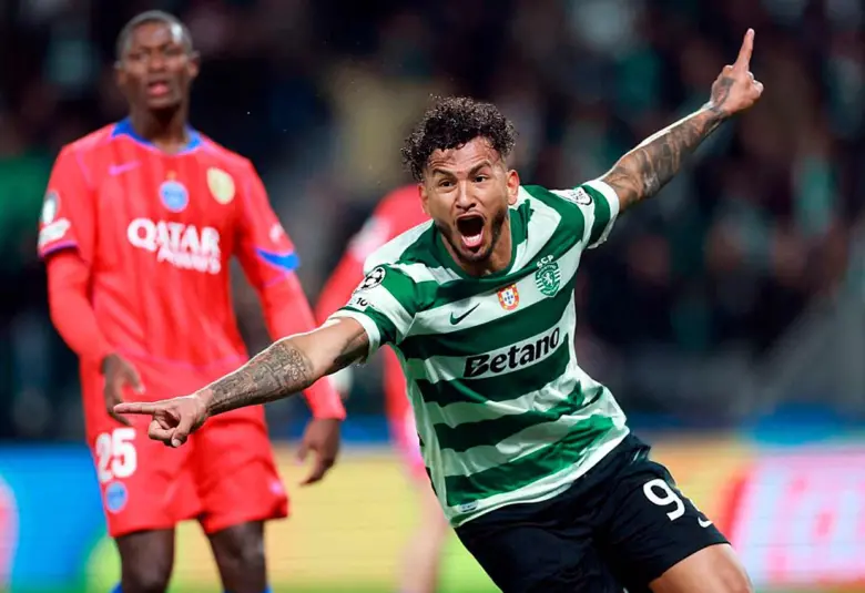 El colombiano Luis Suárez marcó doblete en la victoria del Sporting Lisboa ante el campeón PSG francés. FOTO GETTY