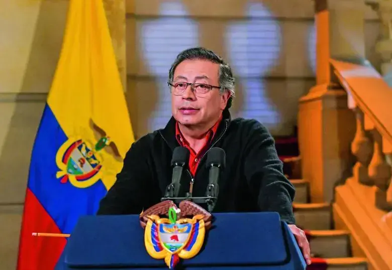 El presidente Gustavo Petro defendió la legalidad y la conveniencia económica del incremento, negó que haya provocado presiones inflacionarias o un aumento del desempleo. Foto: Presidencia