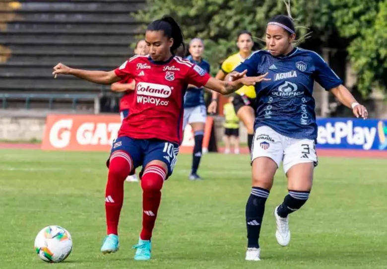 Estefanía González es una de las cartas fuertes del DIM femenino para los cuadrangulares semifinales de la Liga Femenina. FOTO EC