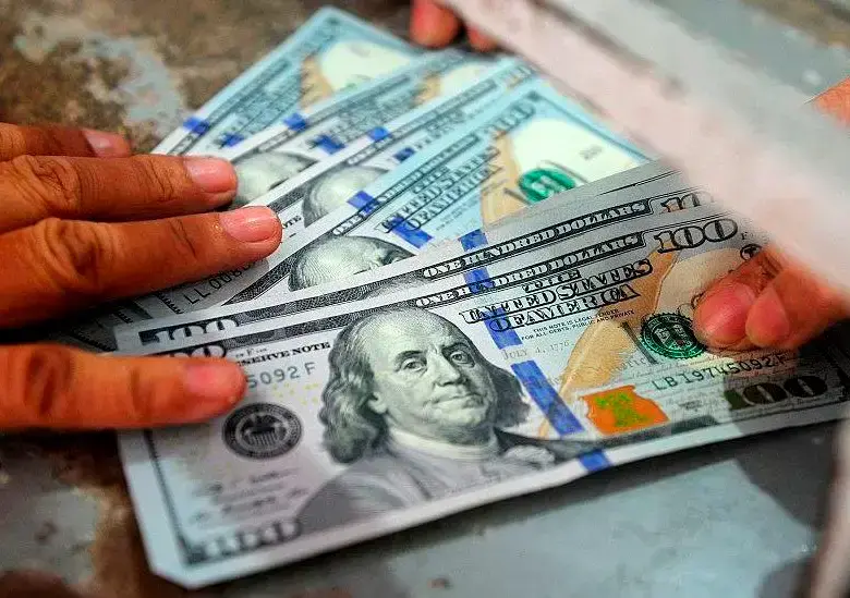 El dólar en Colombia abrió a la baja este 13 de mayo. FOTO: Getty