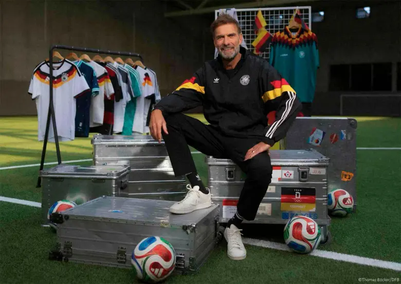 El técnico Jurgen Klopp fue presentado como nuevo entrenador de la selección de Alemania, que no tiene figuración en Copa Mundo desde Brasil 2014. FOTO TOMADA X@GermanEmbassy