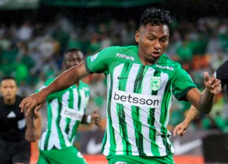 El delantero Alfredo Morelos regresó a entrenamientos con Atlético Nacional, tras estar varios días fuera por el accidente que protagonizó hace una semana. FOTO CAMILO SUÁREZ