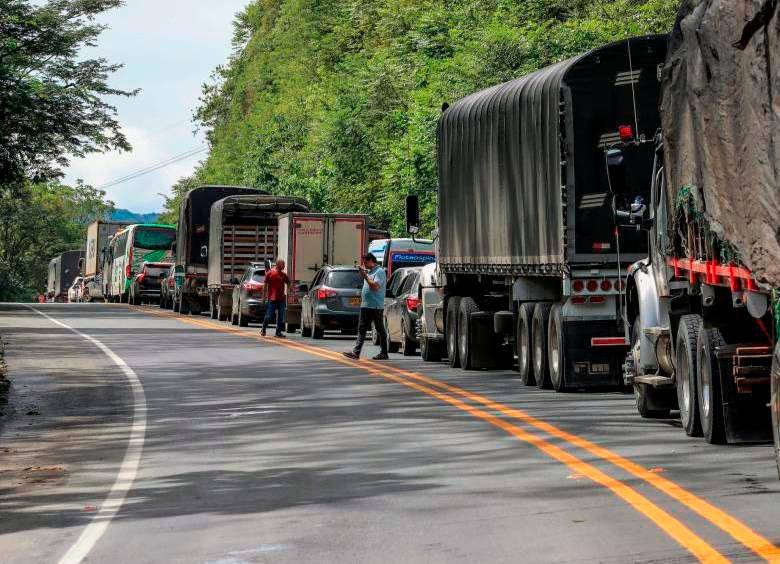 Gremios de transporte le piden reconsiderar alza en el precio del ACPM, porque esto podría llevar a la crisis al sector. Foto: Jaime Pérez. 