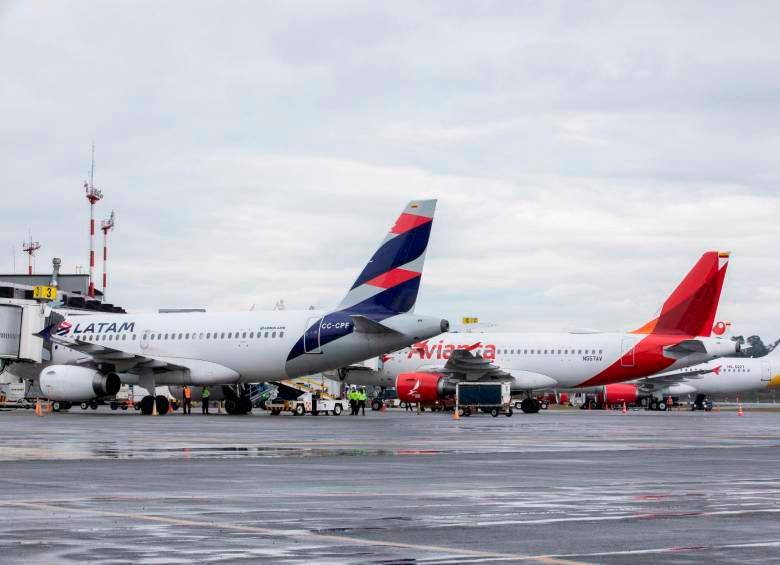 El 75% de los usuarios que viajan en Avión son de estratos 2 y 3, según la Iata. Foto: Juan Antonio Sánchez