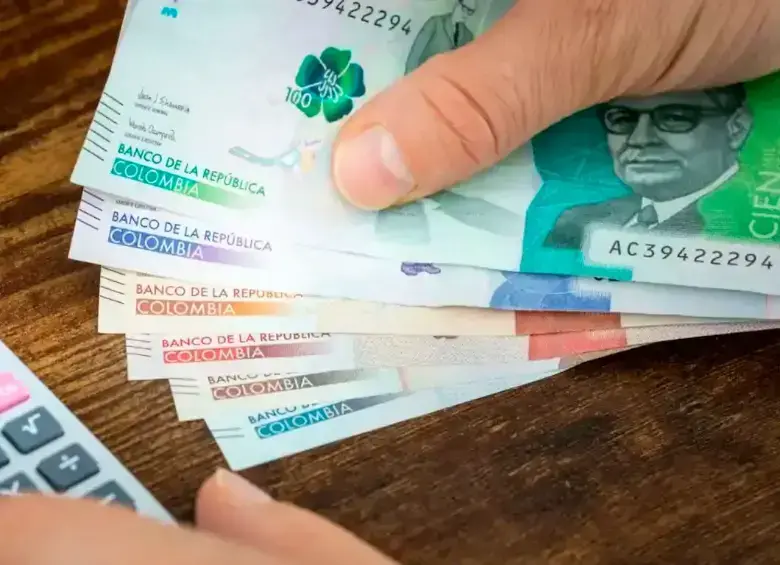 El Congreso sancionó la Ley 2578 de 2026, que declara el 9 de julio festivo nacional. Este año se traslada al 13 de julio. ¿Sabe su empresa cuánto le costará el 13 de julio? FOTO: iStock.
