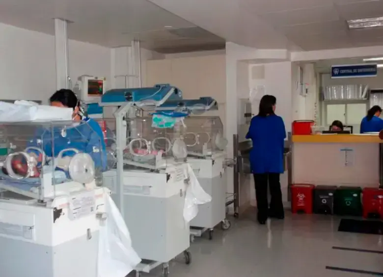 Uno de los servicios que serán cerrados serán los de neonatología. FOTO COLPRENSA