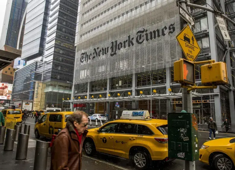 Menos periodistas y menos garantías de información fiable con la IA, según The New York Times. Foto: Esteban Vanegas
