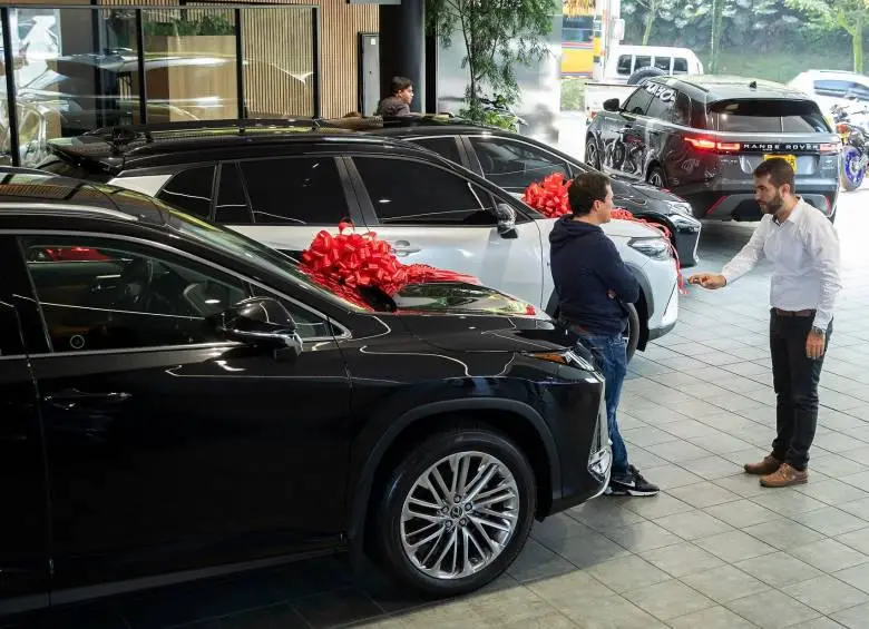 En abril, el sector automotor mostró un desempeño sobresaliente al registrar 17.415unidades. Foto: EL COLOMBIANO