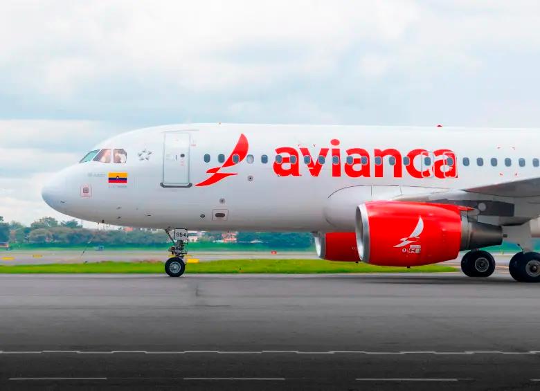 La aerolínea ofrece reacomodaciones, cambios sin penalidad y reembolsos, mientras trabaja para normalizar el servicio y evitar mayores impactos. FOTO: CORTESÍA AVIANCA