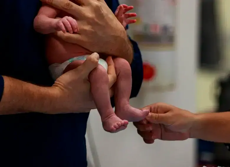 La tasa de fecundidad en Colombia ha caído de forma constante desde 2004. FOTO: MANUEL SALDARRIAGA