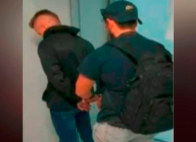 Momento de la captura de Stefan Andrés Correa, en abril del año pasado. FOTO Tomada de Noticias Caracol