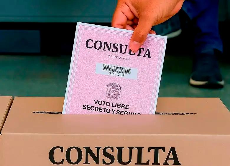 Se prevé que durante este martes y miércoles las distintas bancadas sostengan reuniones de bancadas para definir cómo van a votar. Hoy arranca el debate y mañana miércoles sería votado el mecanismo. FOTO: EL COLOMBIANO