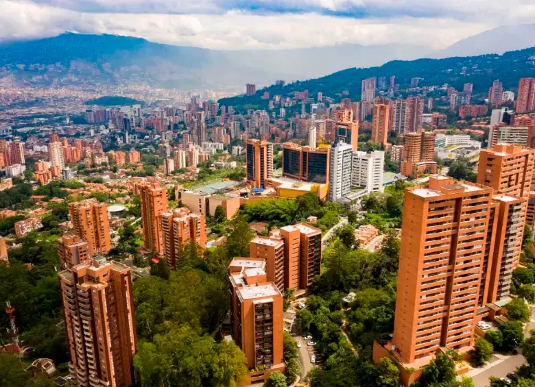 Colombia, pese a emitir menos del 1% de los gases de efecto invernadero del planeta, enfrenta una triple amenaza: escasez de agua, deforestación acelerada y un modelo agrícola vulnerable a los cambios del clima. FOTO EL COLOMBIANO