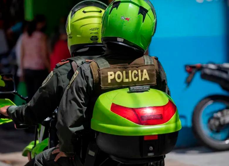 Los uniformados usaron placas falsas y chaquetas de un exmiembro de la Policía para evitar ser identificados. FOTO: ARCHIVO EL COLOMBIANO