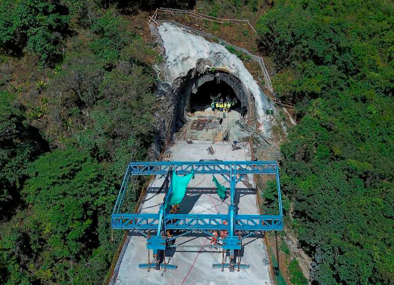 El Túnel del Toyo hace parte de un grupo de 100 obras que siguen en el limbo a la espera de asignación de recursos de la Nación. FOTO: Manuel Saldarriaga