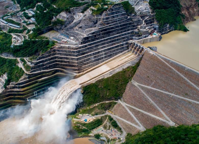 Descripción: Vertedero de Hidroituango. Fecha de evento: 09/10/2023. Foto: Juan Antonio Sánchez Ocampo.