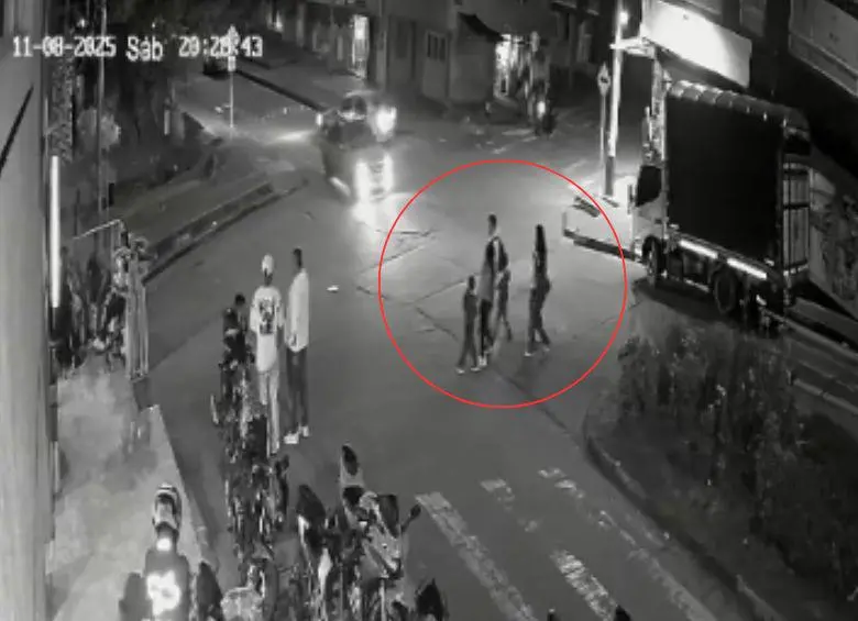 <span class="mln_uppercase_mln">Un</span><b><span class="mln_uppercase_mln"> conductor del taxi arrolló a 11 personas, entre ellas cuatro menores de edad, en el barrio La Sierra, localidad de San Cristóbal, en Bogotá. FOTO: REDES SOCIALES</span></b>