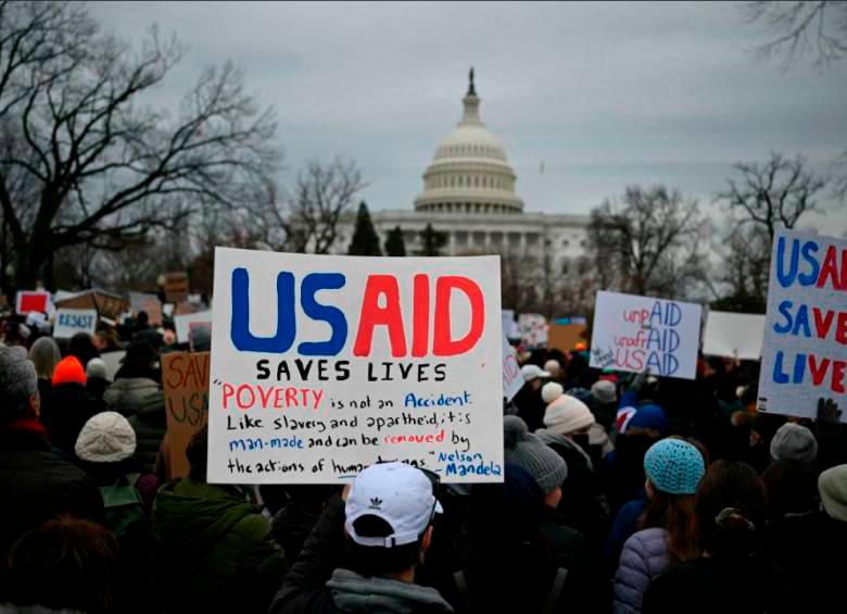 Representantes de distintas oenegés en el mundo advierten los impactos negativos que tendrán los recortes a USAID. FOTO: AFP