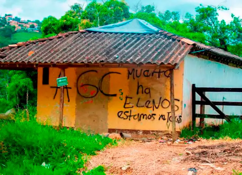 El Clan del Golfo llevó la minería ilegal a los ríos del Oriente antioqueño causando actualmente una crisis ambiental. FOTO: JULIO HERRERA