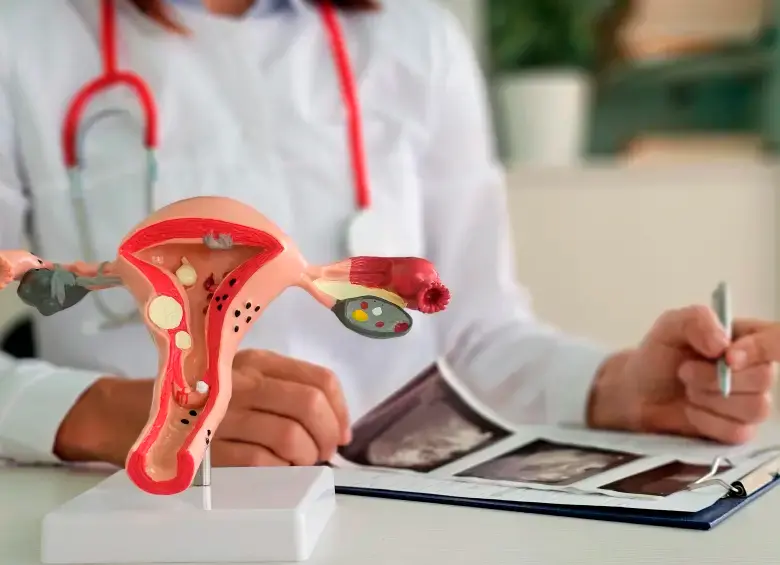 Fumar es un factor de riesgo que puede aumentar la probabilidad de tener infertilidad. FOTO: Getty