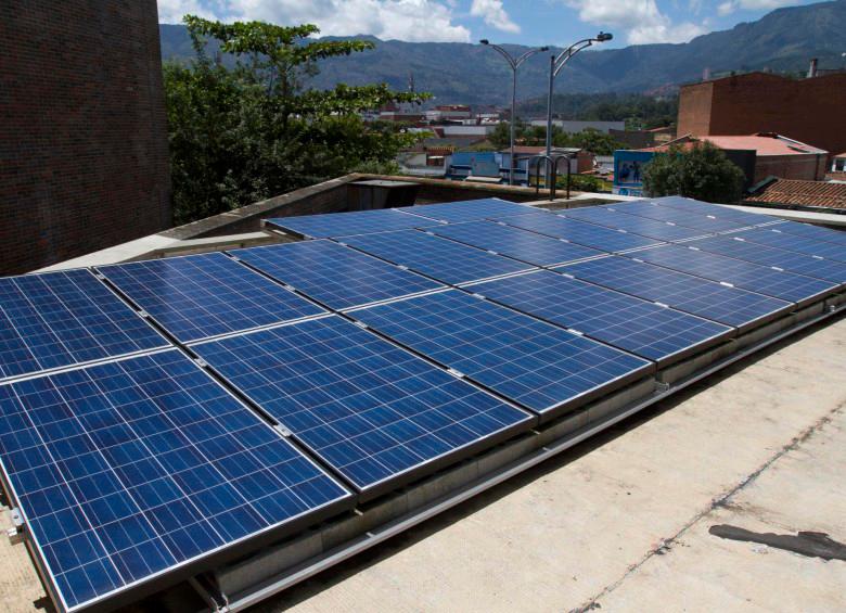 Los paneles solares estaban destinados a municipios Pdet. Imagen de referencia. FOTO: ARCHIVO EC