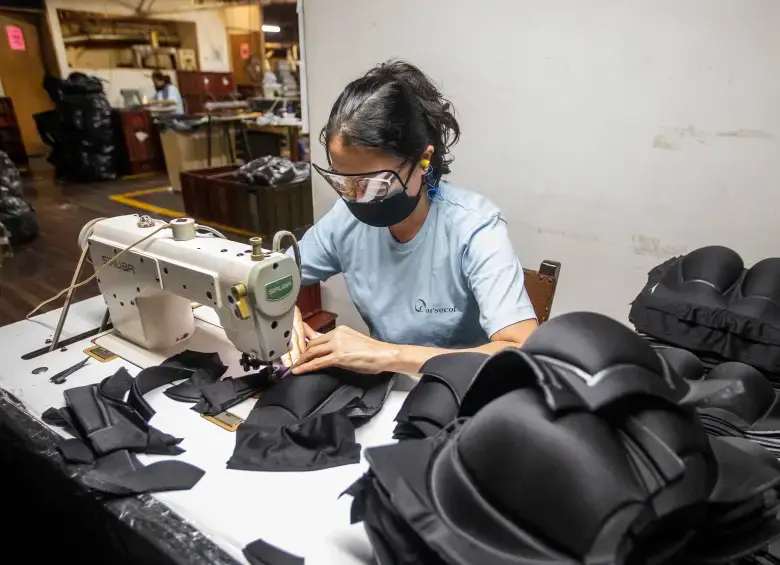 La inteligencia artificial empieza a transformar el mercado laboral en Colombia. FOTO: EL COLOMBIANO