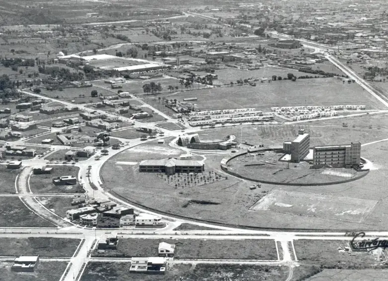 Campus de la Universidad Pontificia Bolivariana en los años 60. Foto: Archivo