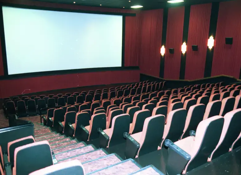 Aunque el año pasado se proyectó como el de mayor número de estrenos de películas colombianas en las salas de cine, la asistencia de espectadores estuvo de capa en caída. Foto: Archivo