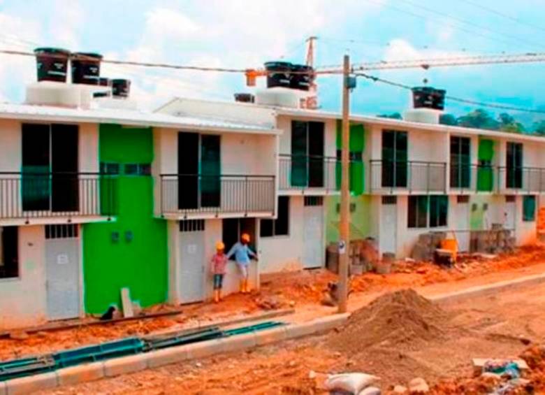 En el 2021, a través de las cajas de compensación se vendieron 69.485 unidades de viviendas VIS. FOTO Colprensa.