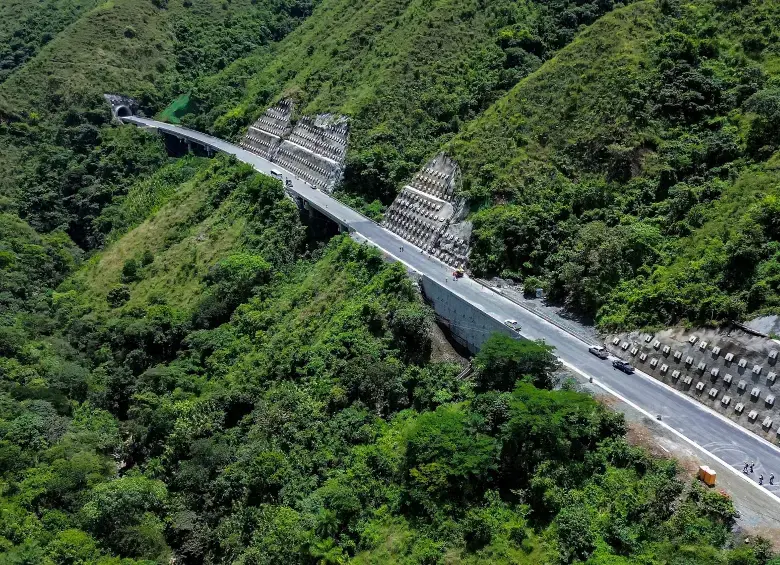 Bogotá, Medellín, Cali y Barranquilla suman 37,2 billones en inversiones, equivalentes al 60% de la inversión de las 4G. FOTO: Camilo Suárez.