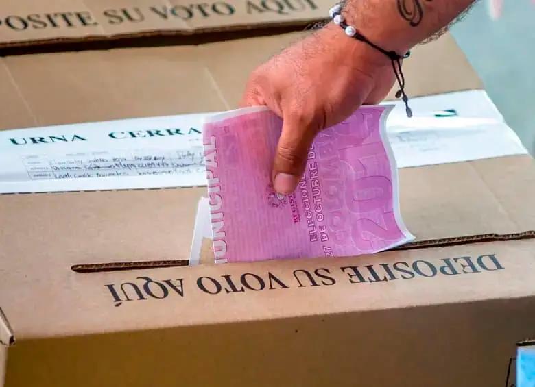 La propuesta incluiría a 10 candidatos que se medirían en marzo próximo. Se busca promover la unidad, la reconstrucción de la confianza y una alternativa alejada de la polarización política en el país. FOTO: EL COLOMBIANO/REFERENCIA