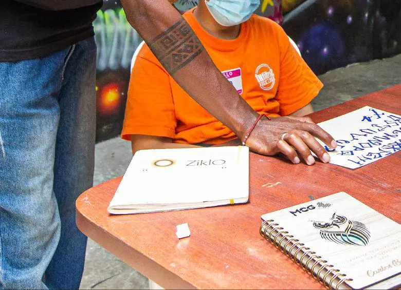 <span class="mln_uppercase_mln">Docentes</span><b><span class="mln_uppercase_mln"> en Soledad alertaron por mensajes intimidatorios debido a su labor en dos colegios del municipio. Foto: Andrés Camilo Suárez Echeverry</span></b>