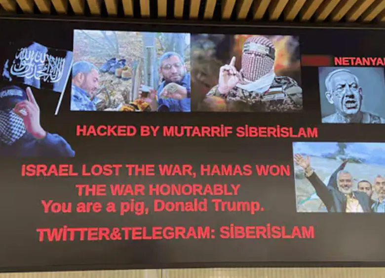 <span class="mln_uppercase_mln">En</span><b><span class="mln_uppercase_mln"> los mensajes difundidos en aeropuertos de Canadá y EE. UU. se proclamaba el apoyo a Hamás y consignas en favor de “Free Palestine”. FOTO: REDES SOCIALES</span></b>