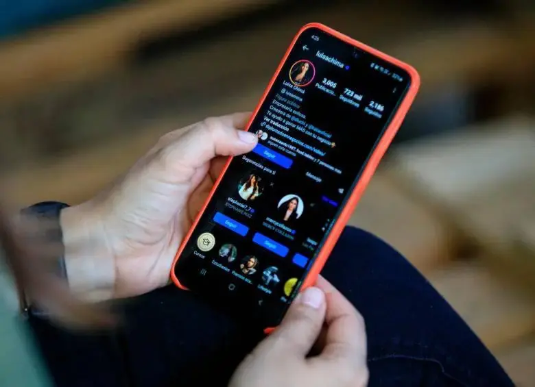 Hay más de 1.000 denuncias que señalan el presunto daño de redes sociales a jóvenes. FOTO: Camilo Suárez