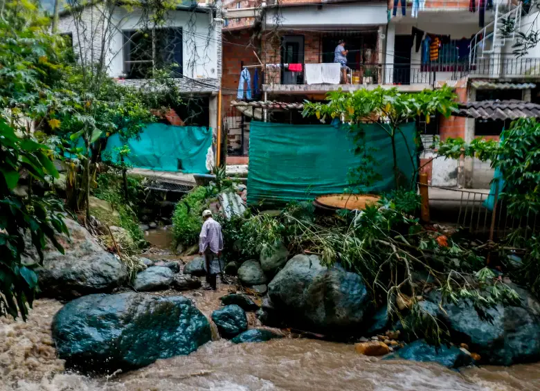 La quebrada Doña María ha sido intervenida durante décadas con contaminación y mala planificación. FOTO: JULIO HERRERA