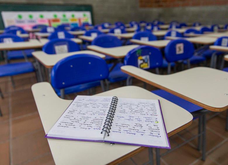 La clase que dictaba la maestra era de Español. FOTO: CARLOS VELÁSQUEZ. 