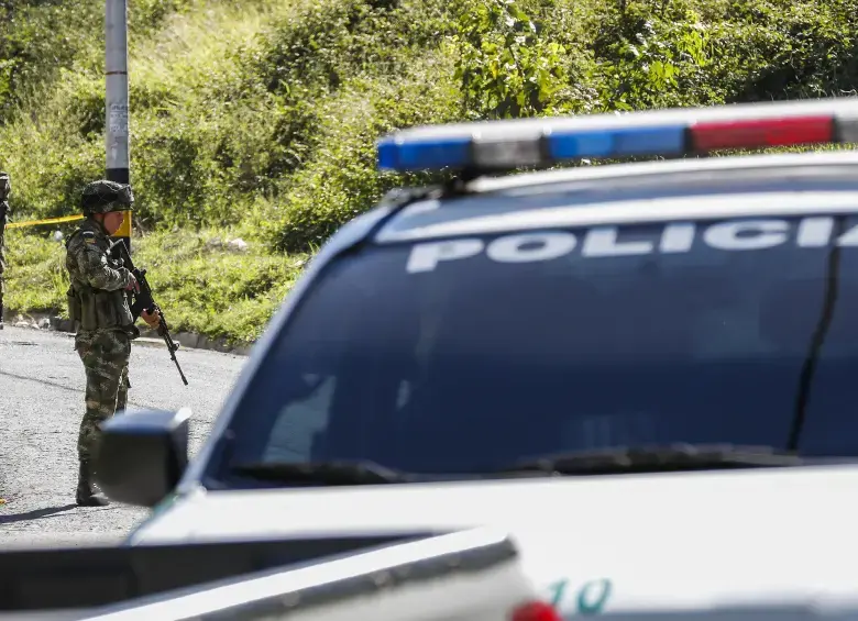 Dos hombres armados llegaron al lugar en una motocicleta y dispararon repetidamente contra los ciudadanos. Foto: Robinson Sáenz Vargas