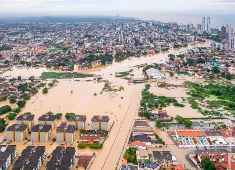 Las inundaciones en el estadio de Río Grande do Sul, al sur de Brasil, iniciaron en los primeros días de este mes de mayo. FOTO: GETTY
