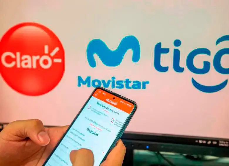 Colombia tiene uno de los datos móviles más baratos del mundo. Según We Are Social, el precio promedio de 1 GB es de US$0,20. Esa cifra coincide con estimaciones locales: entre 800 y 1.200 pesos por GB en los planes más comunes. FOTO: EL COLOMBIANO