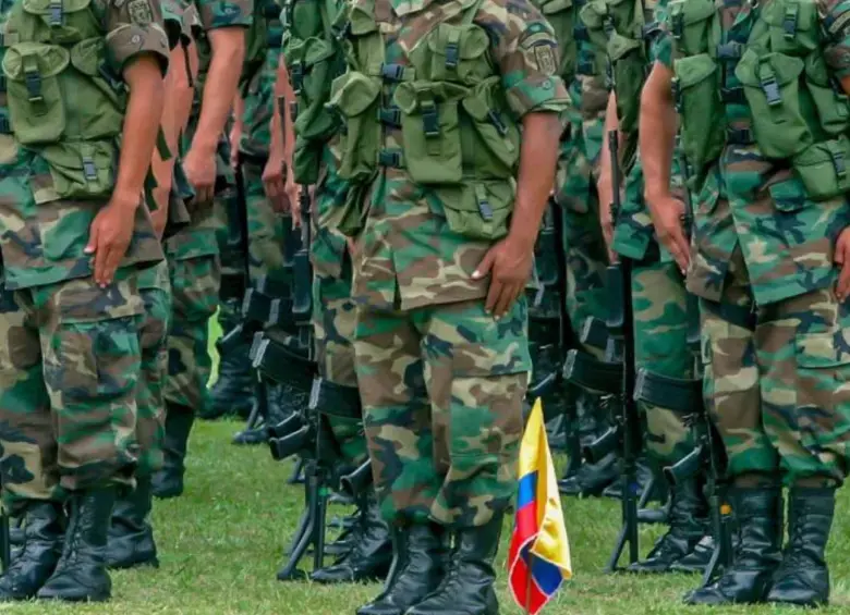 Oficiales cuestionan resoluciones firmadas por el ministro de Defensa y señalan posibles fallas en la Junta Asesora y en el análisis de expedientes. FOTO: JUAN ANTONIO SÁNCHEZ