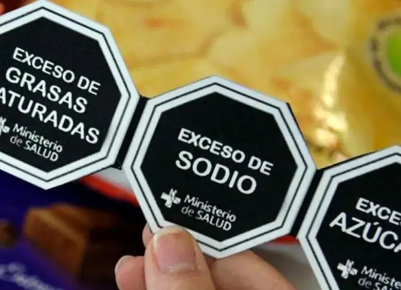 Según la Andi, el proyecto resulta “completamente inconveniente” por las cargas técnicas y económicas que impondría a un sector compuesto por 51.200 empresas, de las cuales el 98,5% son micro y medianas. Foto: Colprensa