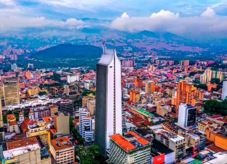 Según la Cámara de Comercio de Medellín, la economía regional muestra un comportamiento mejor alpromedio nacional, lo que evidencia la resiliencia de laactividad productiva y la clase empresarial de la región. FOTO: Camilo Suárez.