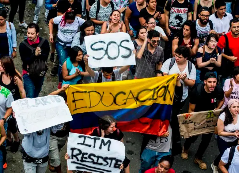 El ente de control hizo un llamado a promover una reflexión de política pública para revisar el modelo de financiación. FOTO JAIME PÉREZ