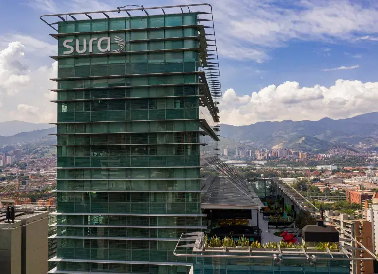 Edificio de Sura en Medellín.