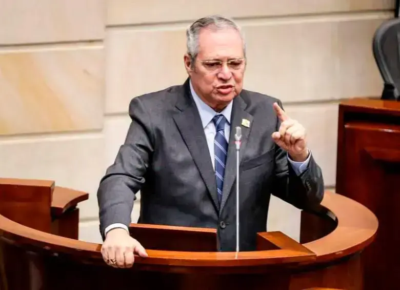 Ivan Name, expresidente del Senado, fue acusado de recibir sobornos para el trámite de las reformas del Gobierno de Gustavo Petro. <b> Foto:</b> COLPRENSA.
