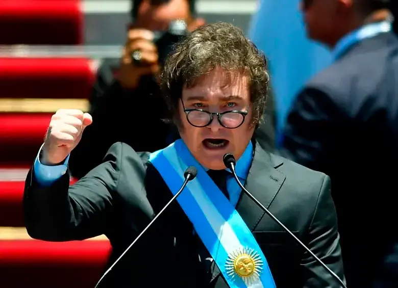 Javier Milei se posesionó presidente de Argentina en diciembre de 2023. FOTO GETTY